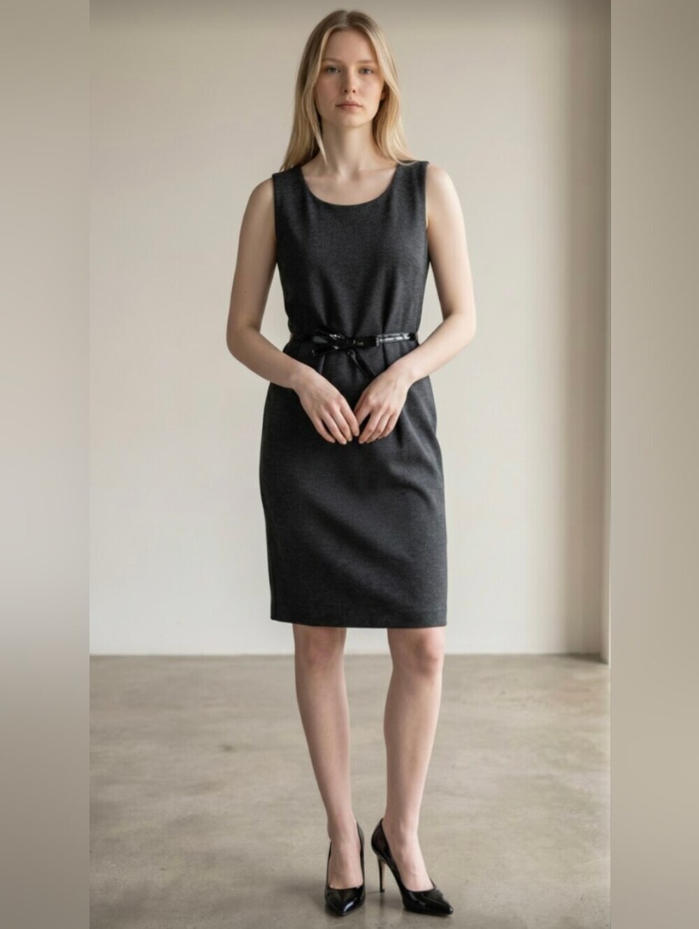 CALVIN KLEIN! BLACK ON GRAY HERRINGBONE WEAVE SLEEVELESS KNIT DRESS! SZ 8